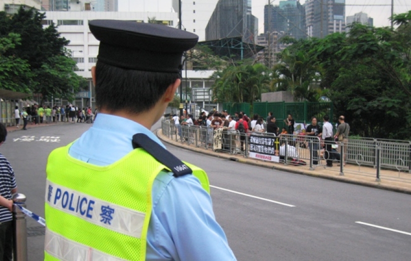 全球禱告日爆發衝突 驅趕示威者 阻止記者採訪