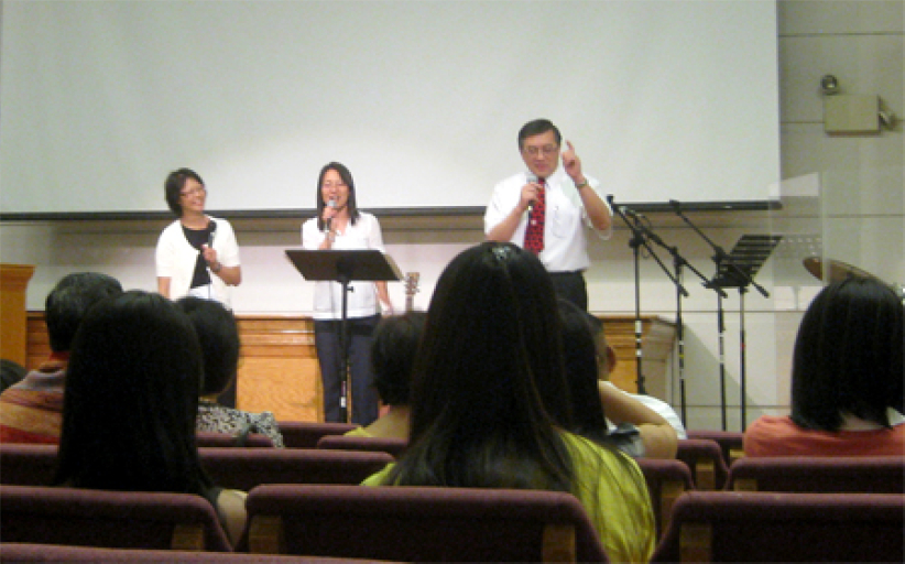 郭奕宏牧師師母分享婚姻點滴 