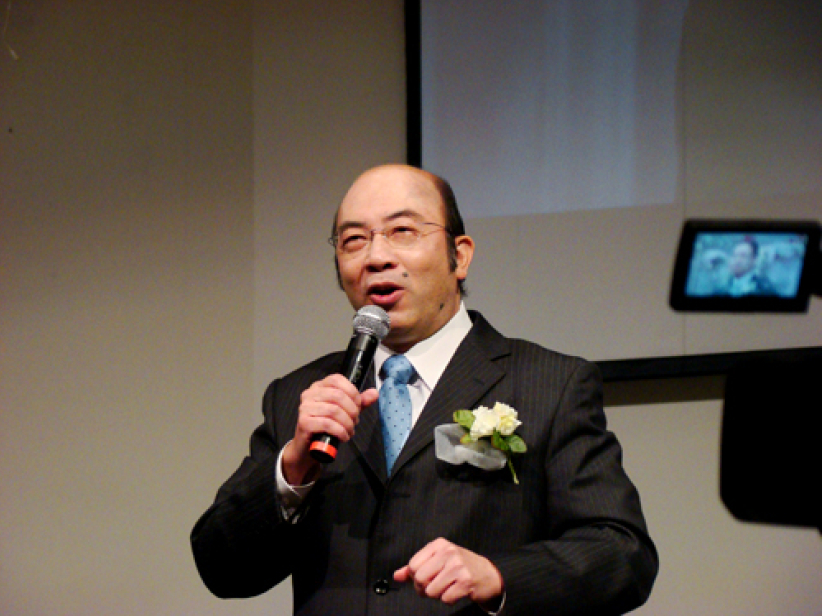 吳振智牧師主持溫哥華夫妻節 勸丈夫學習「愛妻五原則」