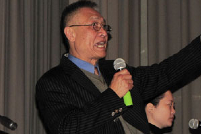 方未艾牧師評信徒冷待《聖經》致信仰缺穩固根基