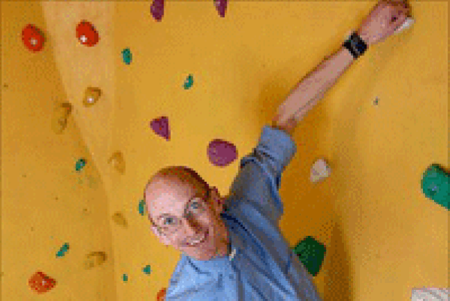 英國某教堂出奇招增人氣 將於堂內建攀岩壁