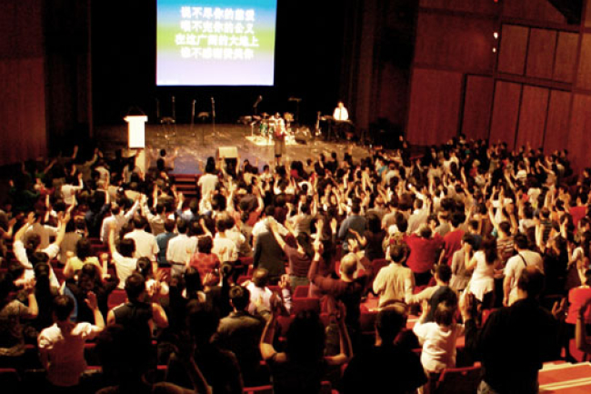 《彼岸》英法首映 佈道浪潮席捲歐洲