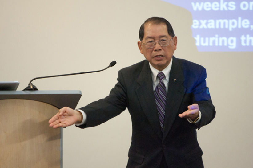 如何識別憂鬱症？醫學教授分析預防自殺