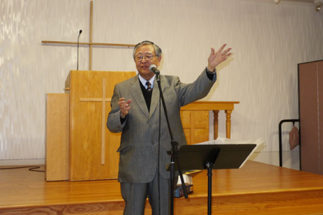 環聖創辦人容保羅牧師紐約推廣《新譯本》