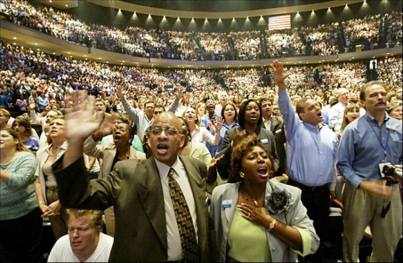 美加教会年报 基督教主流宗派多呈负增长