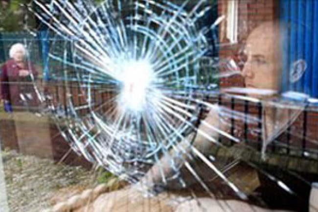 北愛爾蘭首府連續爆發宗教衝突 多人受傷