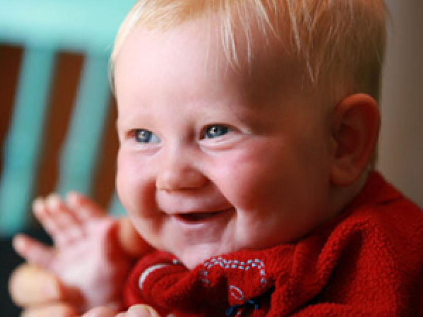 多倫多父母養育「無性別」嬰兒引發爭議