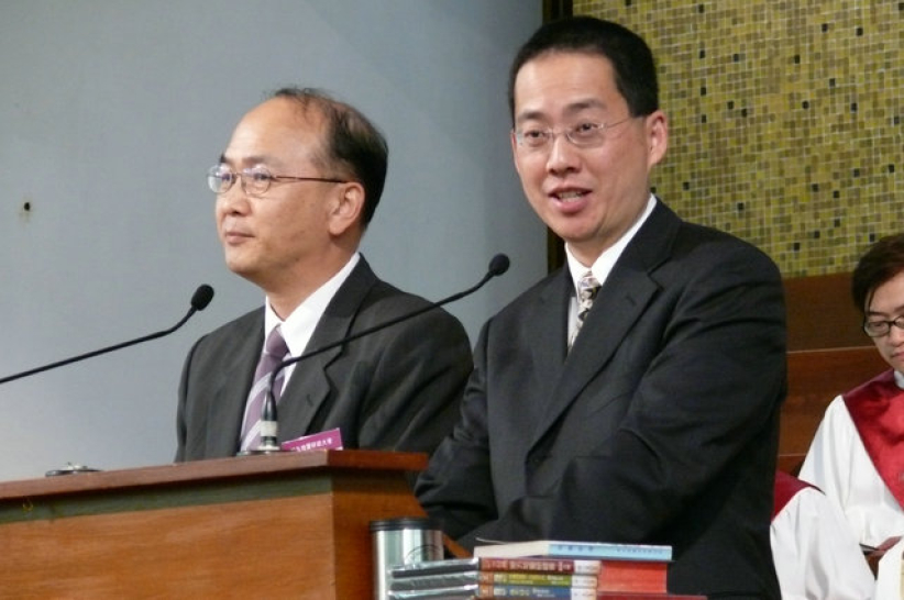 [奋兴会之二] 鲍博士：刚强壮胆 敬拜独一真神