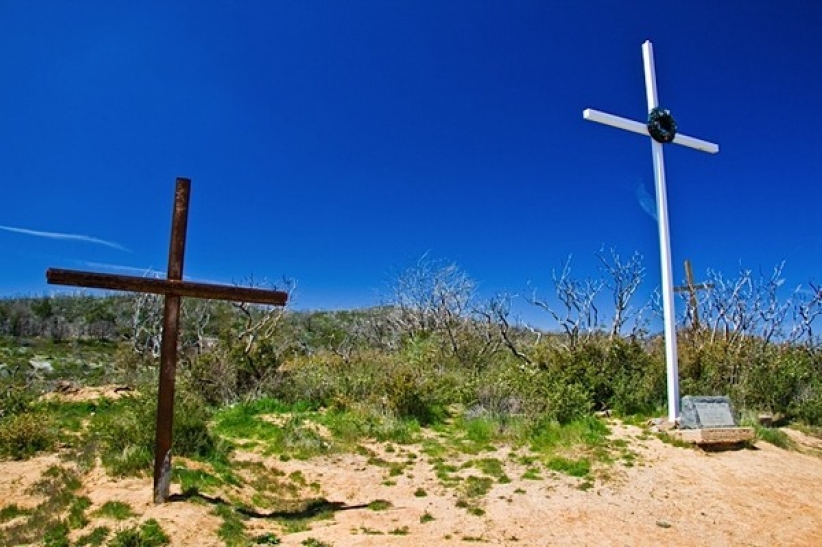 圣地牙哥县三个地标十架被移除