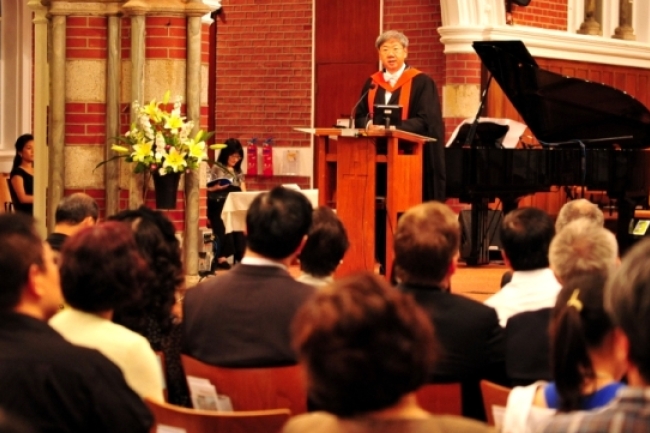 李思敬追憶：斯托德牧師為每一位靈風學人天天禱告