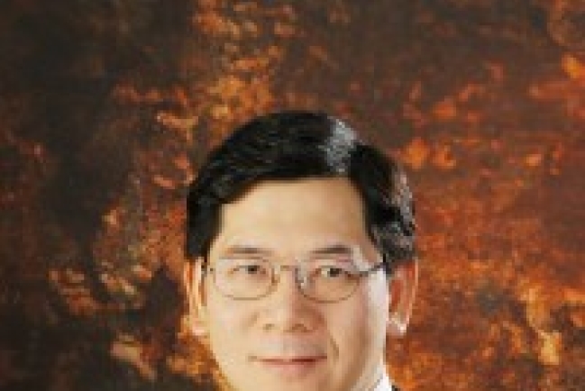 容永祺稱「祈禱時有感動挺唐」惹教內不滿情緒