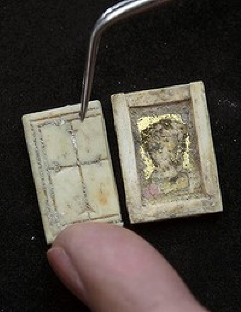 以色列出土1,400年历史的基督徒祷告盒