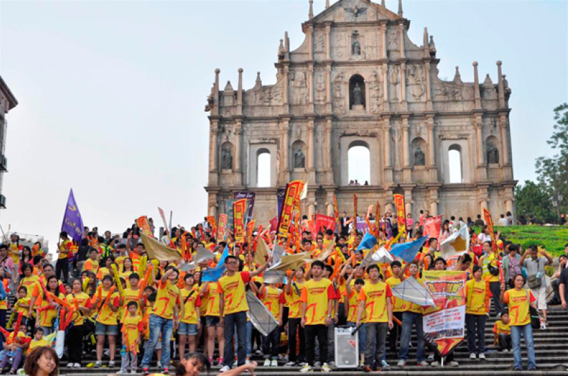 澳門首屆基督教花車巡遊散發正能量