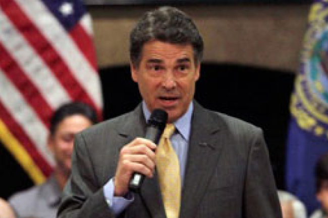 美總候選人佩里承諾修憲 恢復校園禱告權利