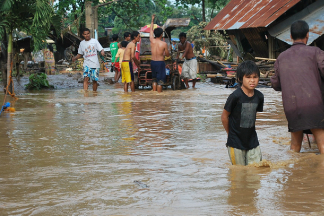 菲災民缺糧缺水 宣明會緊急救援