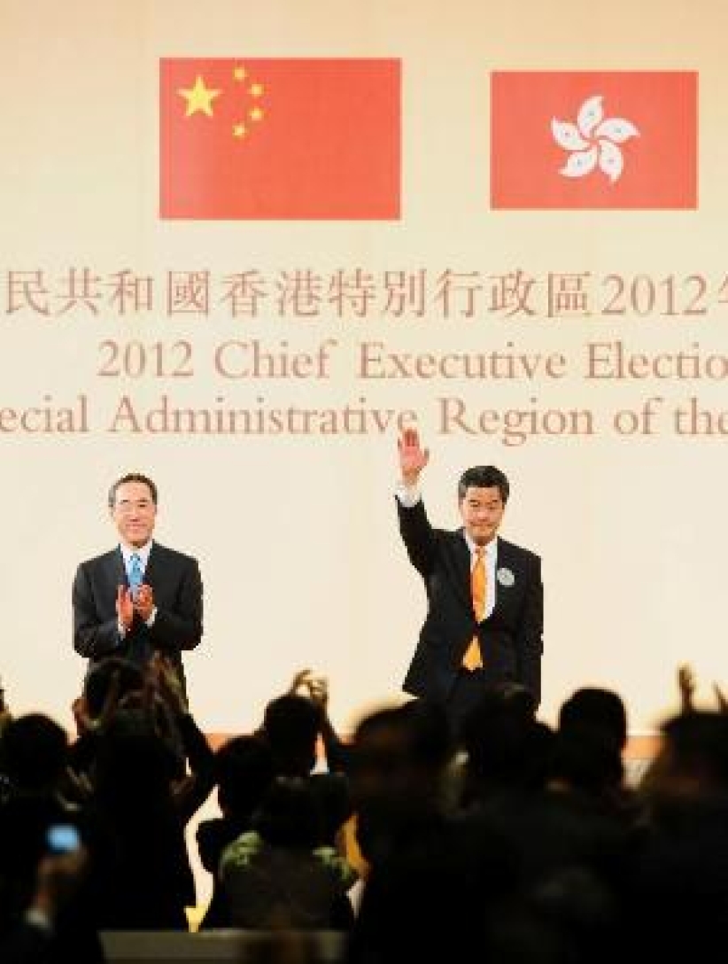 梁振英成新一届特首 承诺维护香港核心价值