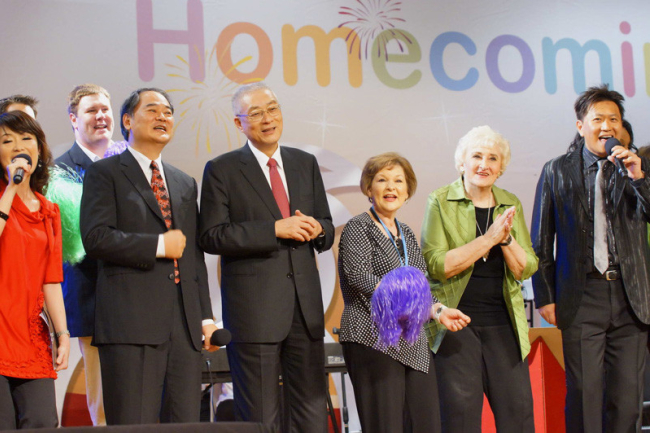 「空中英語教室」50年貢獻巨大受高度肯定