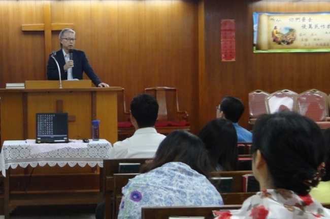 何志滌牧師卅年事奉路：聽命、付代價、與神同行