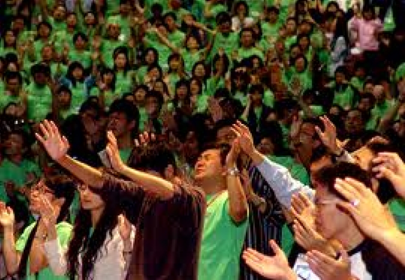 访韩圣会4500人赴会 盼为教会带来突破 