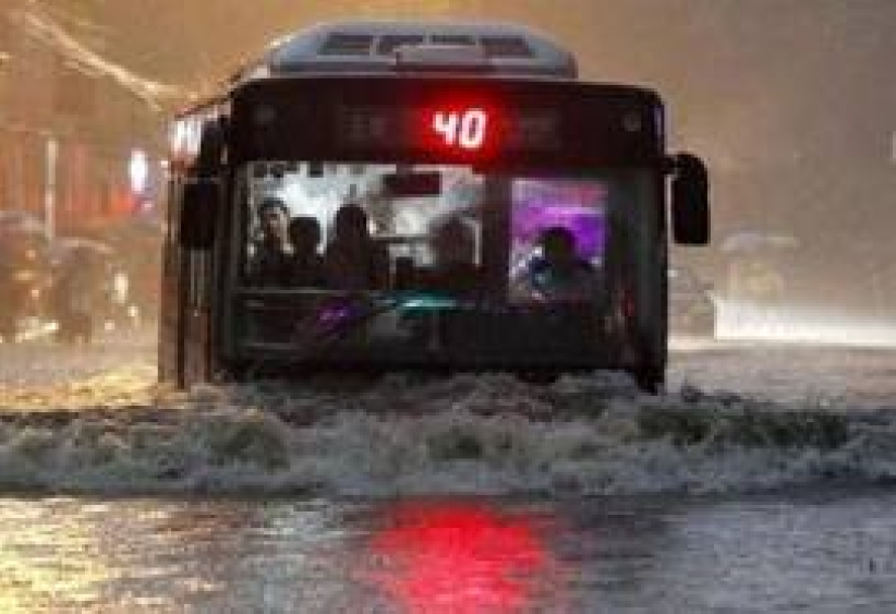 北京暴雨 爱的力量震撼人心 