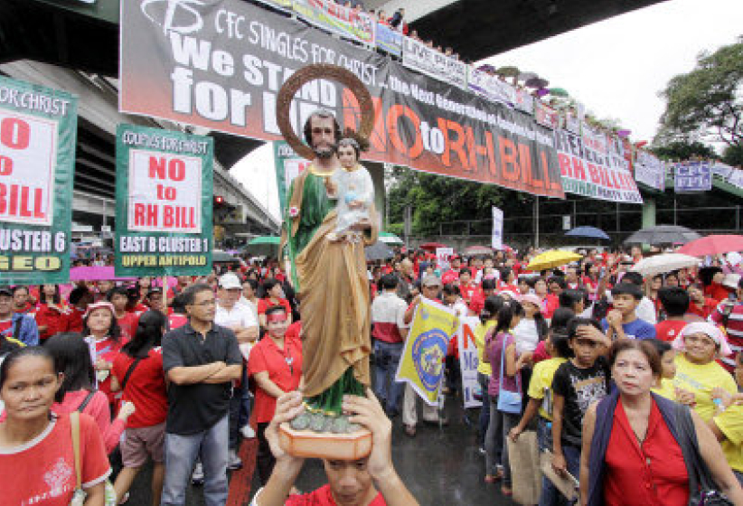 菲律賓上萬天主教徒反節育法案
