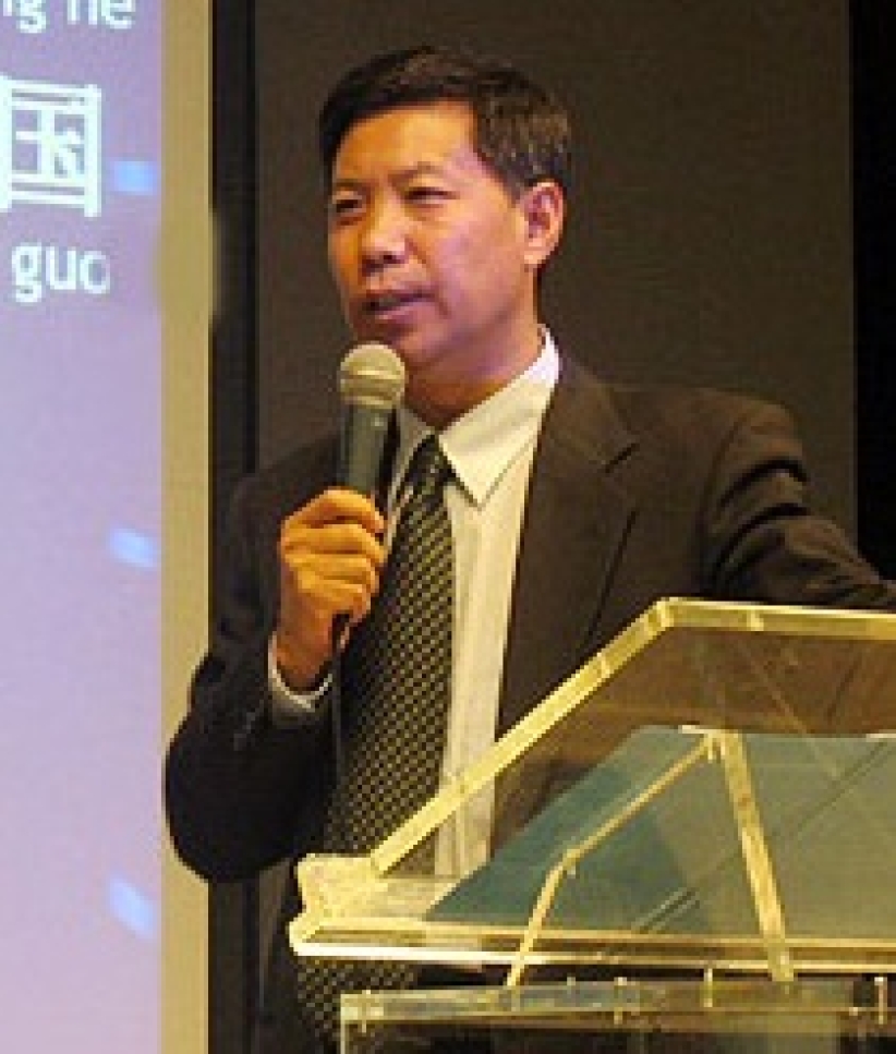 張伯笠牧師：讓我們彼此相愛  