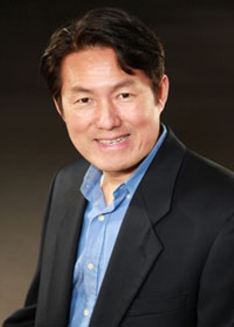 戏剧性《圣经》朗诵 带领听众穿越时空