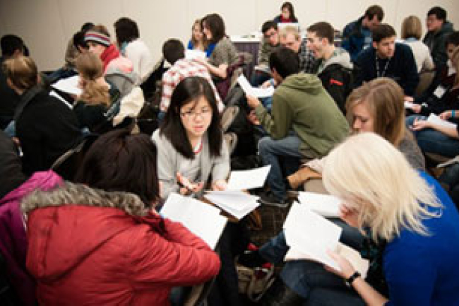 全美高校點燃查經新風氣