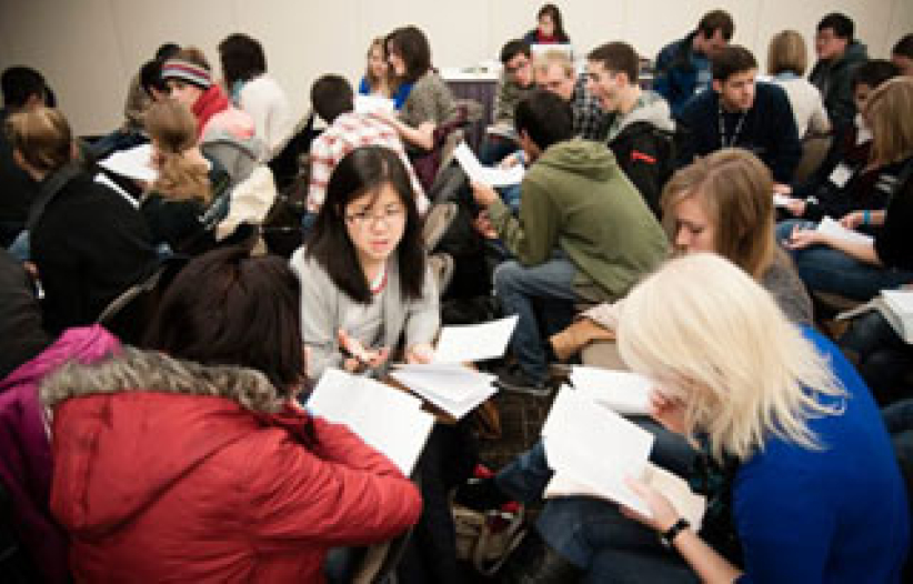 全美高校点燃查经新风气