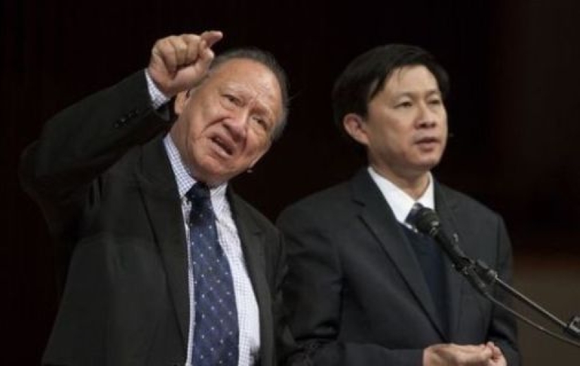 唐崇榮牧師洛杉磯佈道會數百靈魂歸主