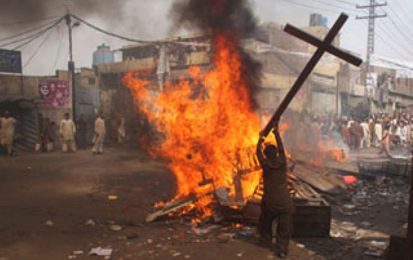 巴基斯坦基督徒遊行示威抗議極端份子暴行