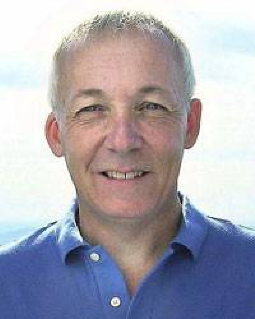 同性戀父親現身說法 孩子需要一父一母