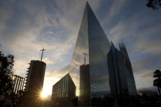 「權能時間」下月告別水晶大教堂移師新堂