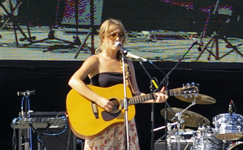 無肢力克胞妹米雪首度現身 鼓勵港人「做回自己」