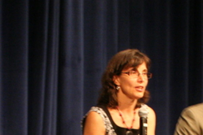 女同性戀教授著書詳述由反基督到歸信經歷