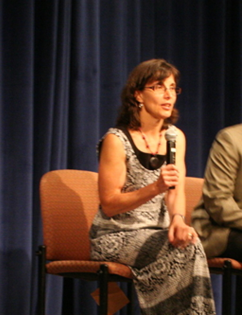 女同性戀教授著書詳述由反基督到歸信經歷