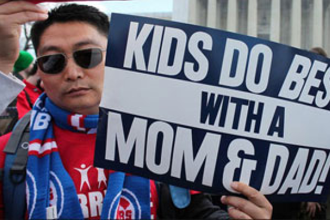 民調：美近半亞裔反對同性婚姻合法化