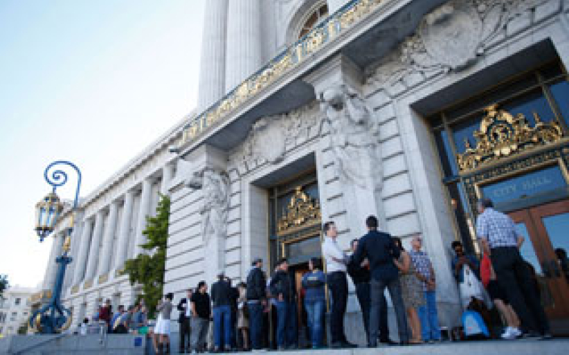 加州偷步颁同性结婚证反对者斥离谱