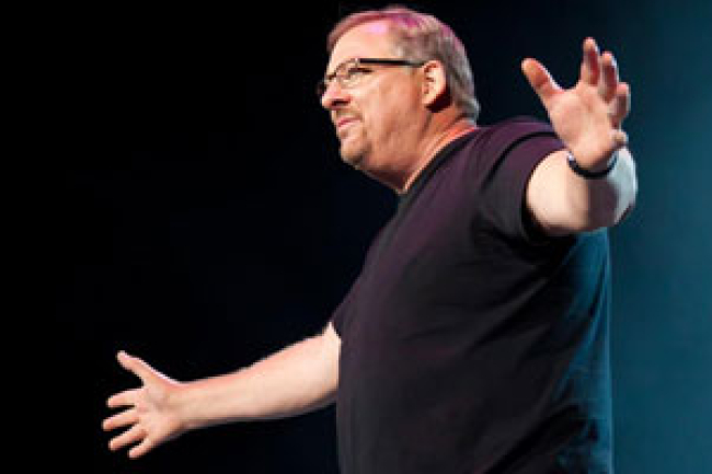 兒子自殺後華理克恢復重返馬鞍峰講台