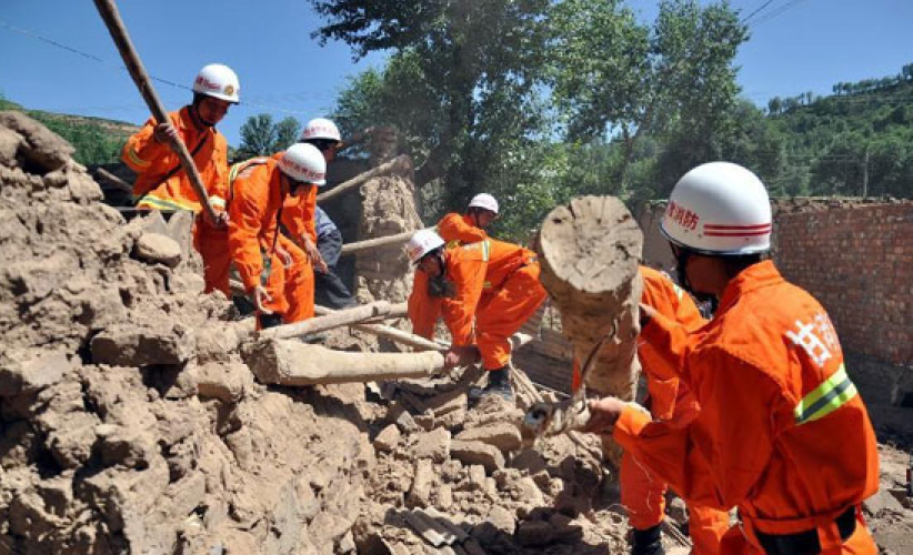 甘肃地震遇难者增至89人 信徒为灾难祈祷
