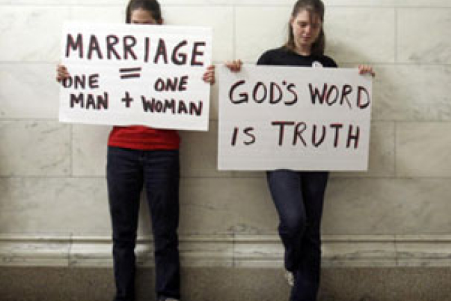 柯志明:同性戀「愛情」不可能完美