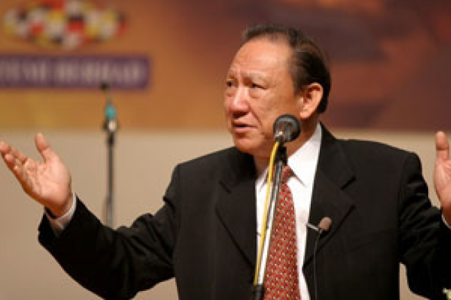 台灣辦事處對唐崇榮牧師表達敬意