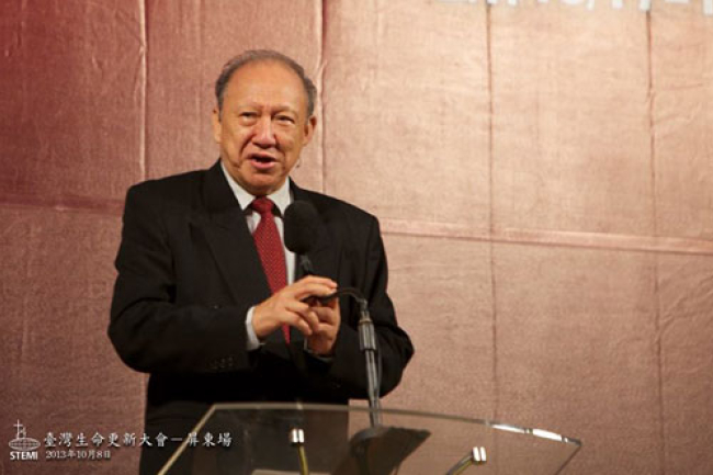 唐崇榮牧師台灣生命更新大會拉開序幕
