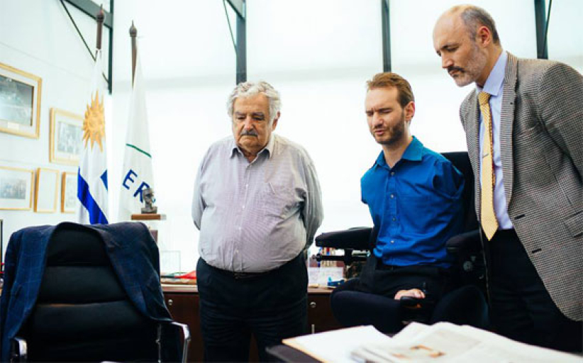 無肢勇士力克胡哲烏拉圭總統官員談信仰