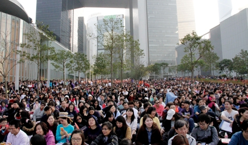 家長憂同性戀洗腦 周一嶽明言要限制宗教言論