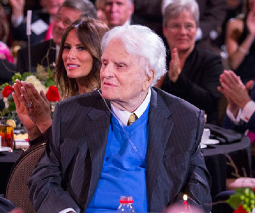 95岁葛培理牧师为美国流泪 祈求降下复兴