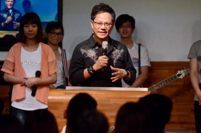 專訪鄺健雄牧師:藉魔術佈道走向世界