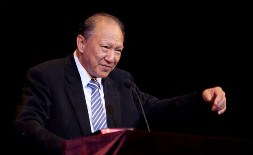 唐崇榮完成心臟搭橋手術 病情仍待觀察