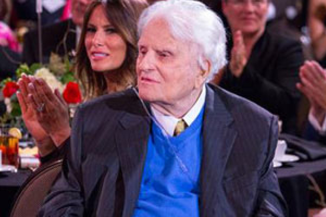 葛培理牧師健康每況愈下 家人籲代禱