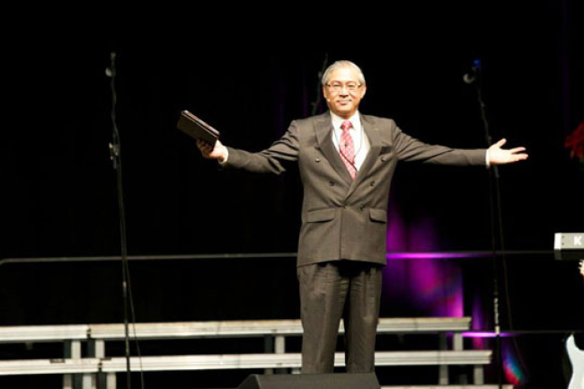 華福傳遞「異象2020」 籲教界響應